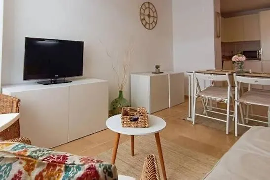 Daire Atico Formoso Cee